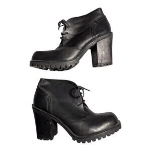 Vtg 1990s MIA Black Leather Chunky Block Heel Chukka Lace Up Ankle Boots Sz 9